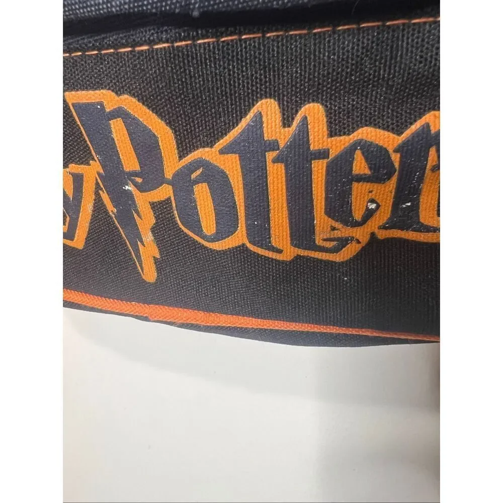 Harry Potter Hogwarts Vintage 2001 Crest Backpack Great Condition